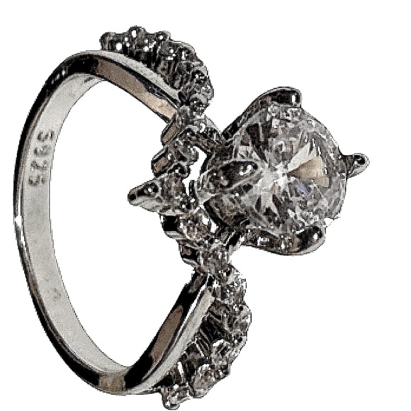 Round Brilliant Engagement Ring S925 - Picture 3 of 8